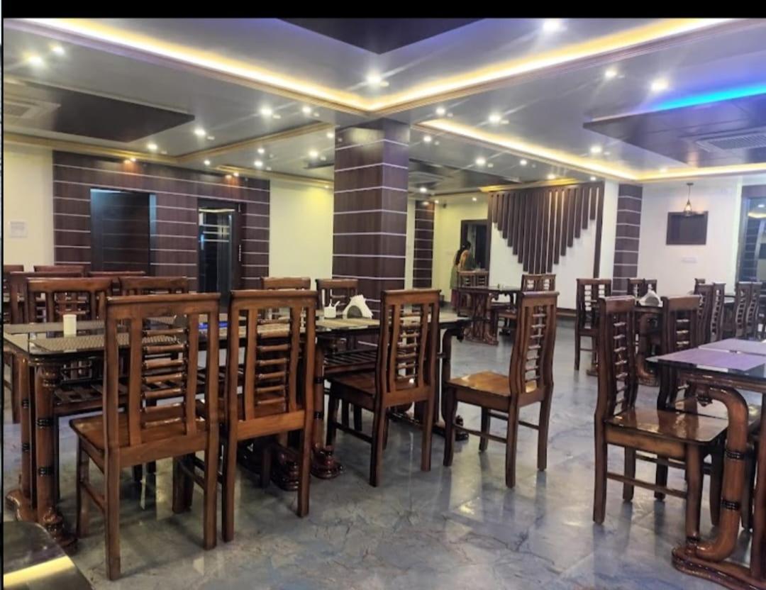 Prince Palace Jhargram 外观 照片